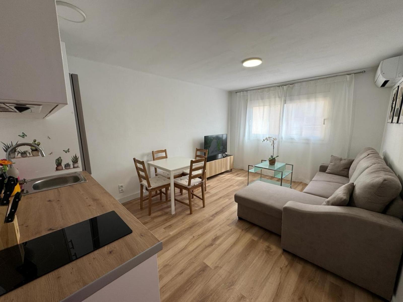 קמברילס Acogedor Apartamento A 50 Metros Del Mar מראה חיצוני תמונה